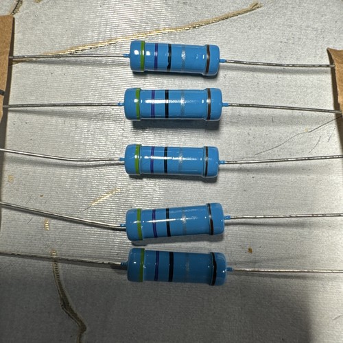 Resistenze ohm 3 - 4,7,